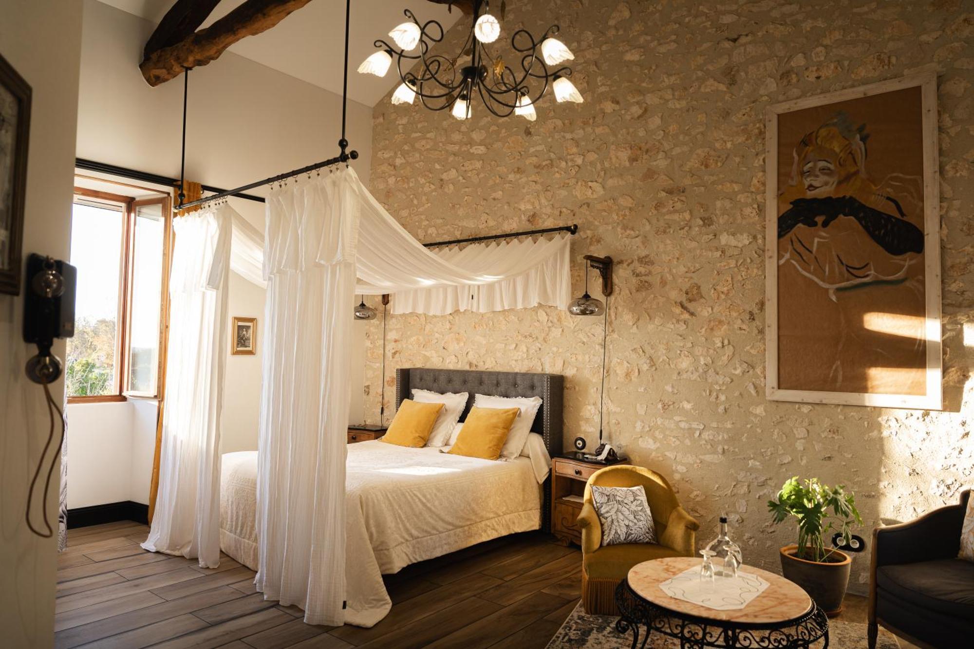 Ets Capmasil - Chambre 1920 Virac Екстериор снимка